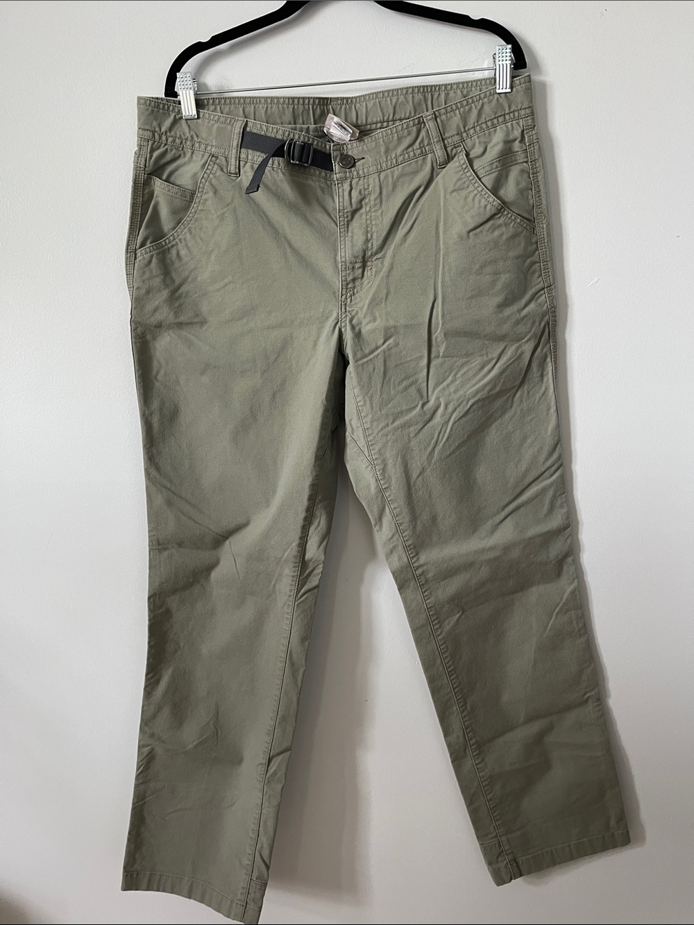 L.L. Bean Men's Pants in Light Khaki